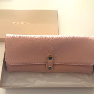 NEW pink leather Pandora jewelry pouch & mini cosmetic mirror.